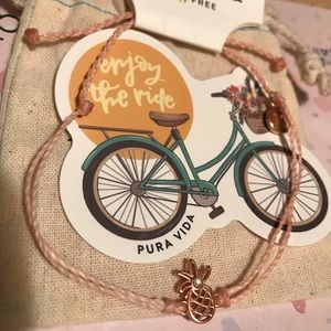 Pura Vida Open Pineapple Charm Bracelet!